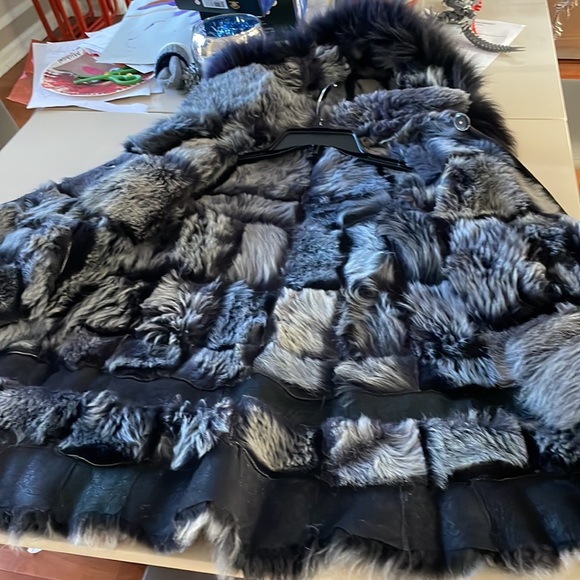 Natural fur coat for girl 5-7 years old very light weight - Picture 5 of 11